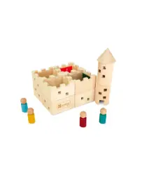 Castillo De Madera Con Ventanas Traslucidas